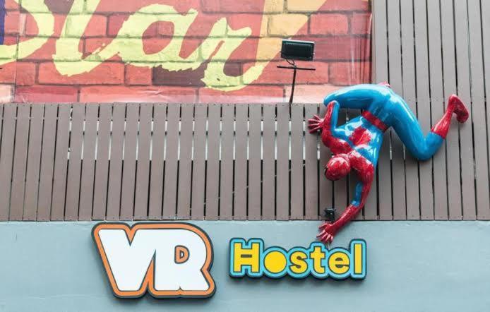 Vr Hostel สะพานควาย Bangkok Eksteriør billede