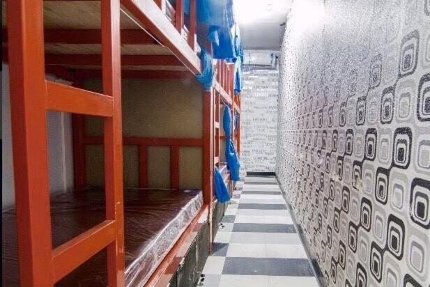 Vr Hostel สะพานควาย Bangkok Eksteriør billede